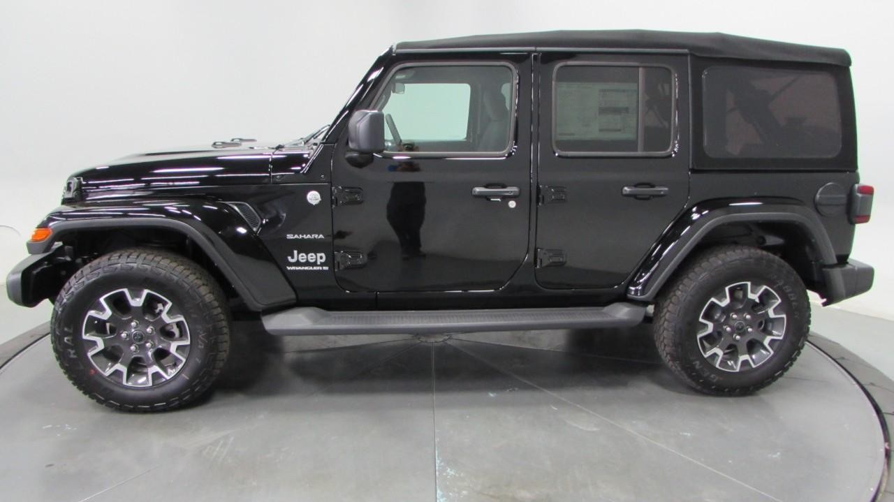 2024 Black Clearcoat Jeep Wrangler Sahara 4X4 SUV