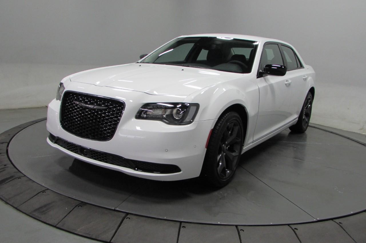 2023 Bright White Clearcoat Chrysler 300 Touring RWD Sedan