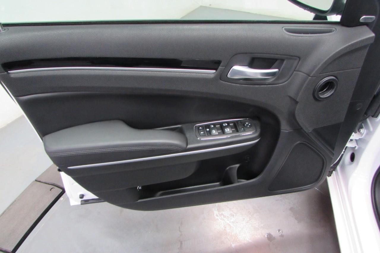 2023 Bright White Clearcoat Chrysler 300 Touring RWD Sedan