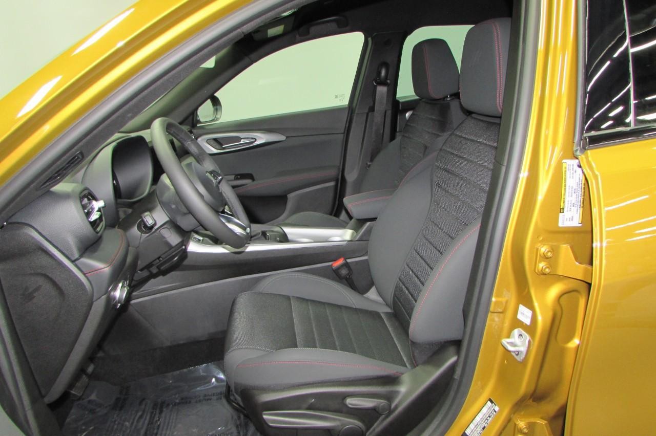 2024 Acapulco Gold Dodge Hornet GT AWD SUV