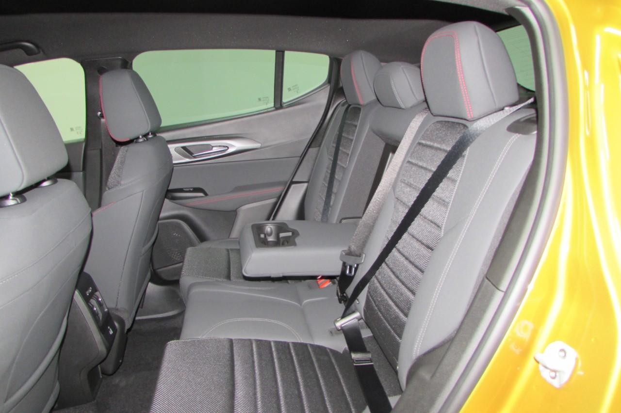 2024 Acapulco Gold Dodge Hornet GT AWD SUV