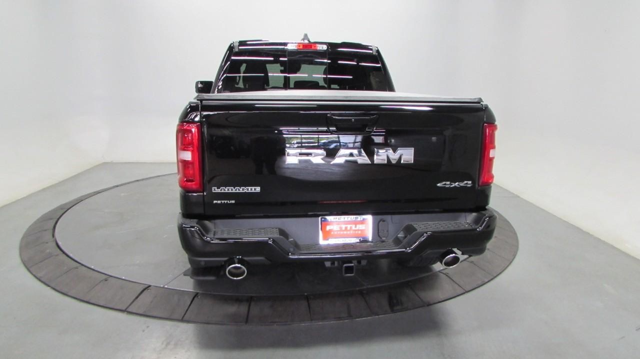 2025 Diam Black Ram 1500 Laramie 4X4 Truck