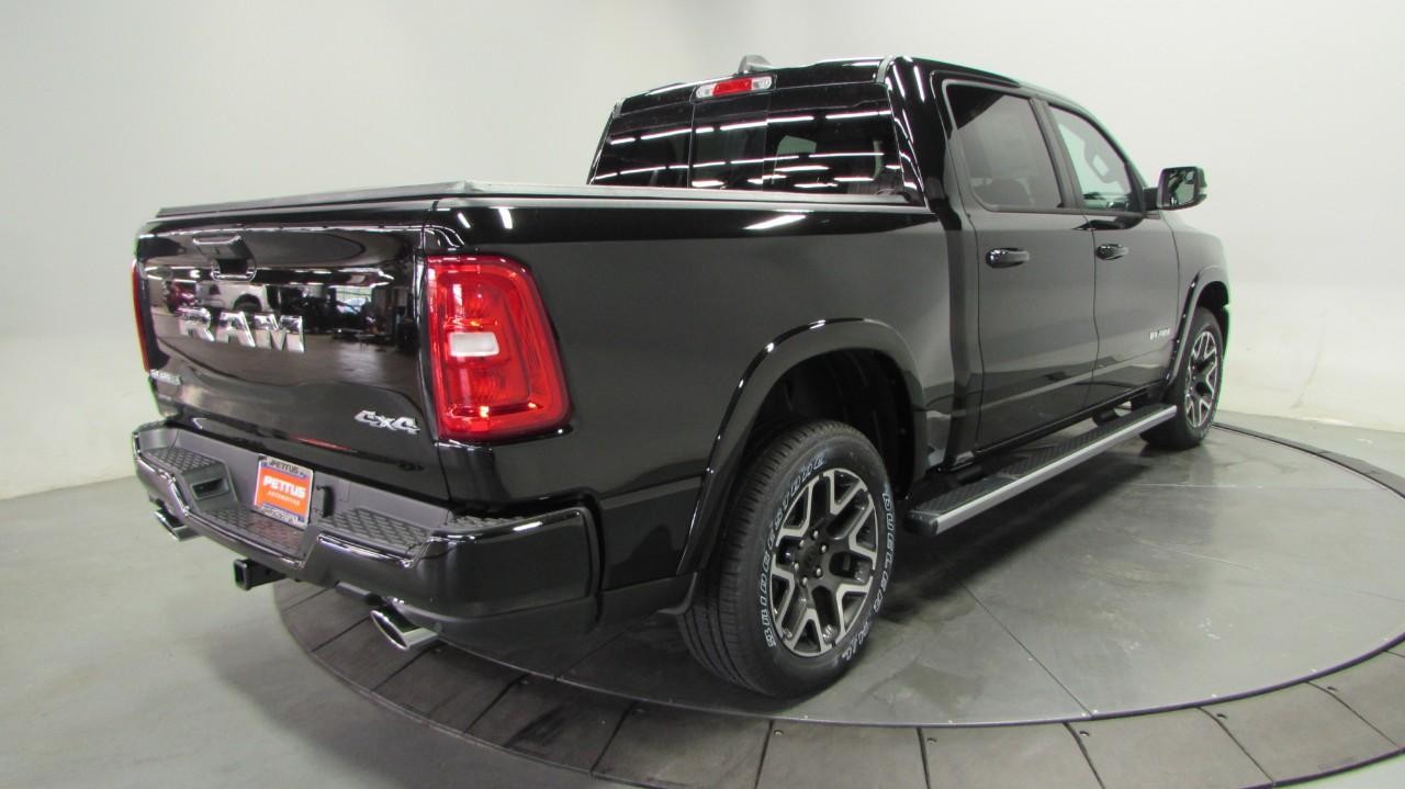 2025 Diam Black Ram 1500 Laramie 4X4 Truck