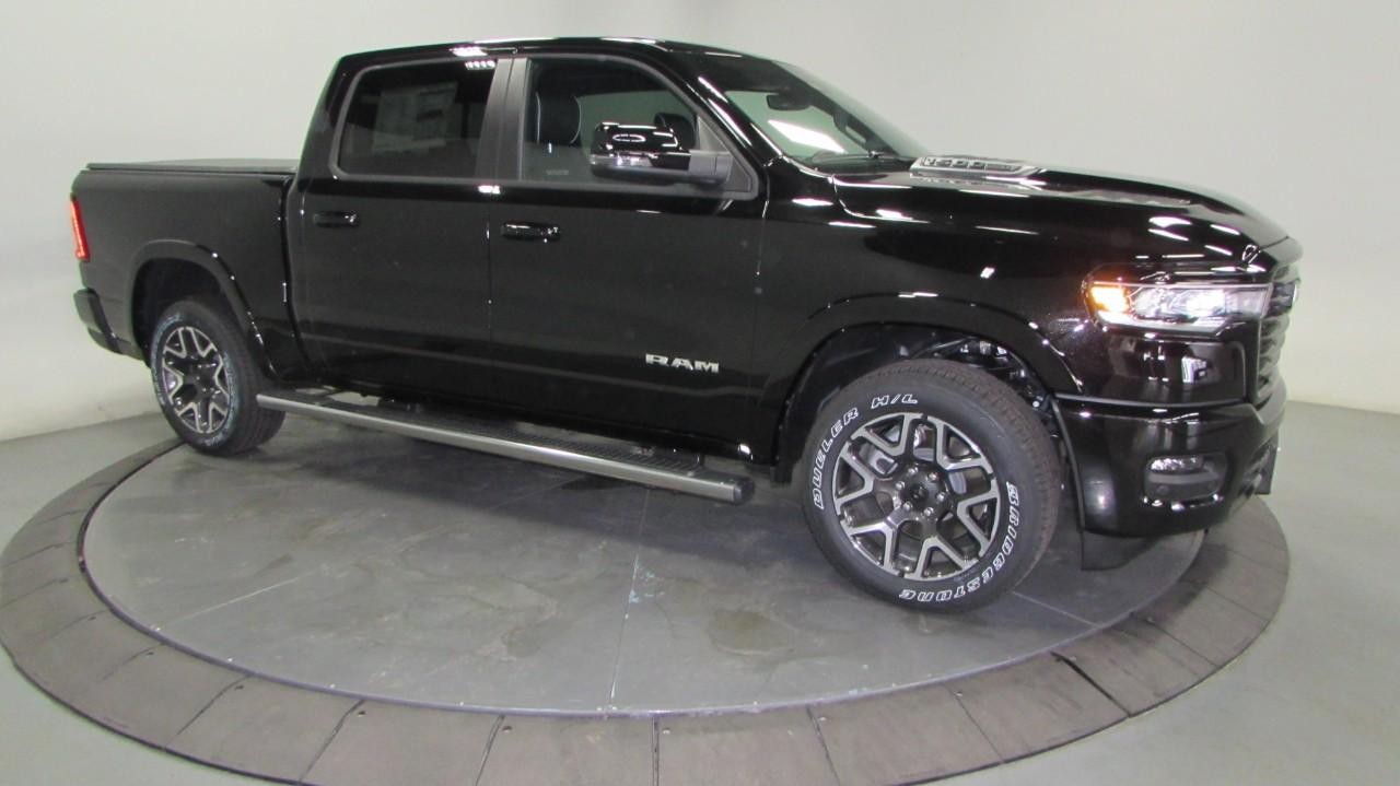 2025 Diam Black Ram 1500 Laramie 4X4 Truck