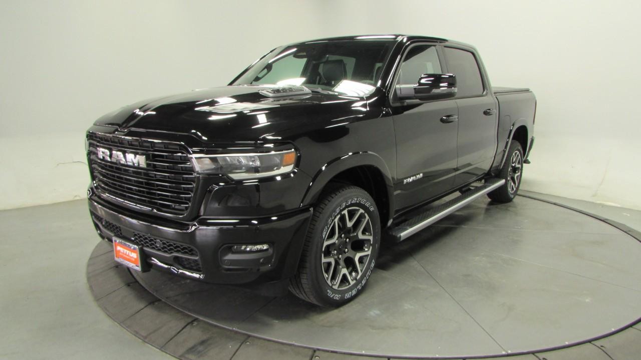 2025 Diam Black Ram 1500 Laramie 4X4 Truck