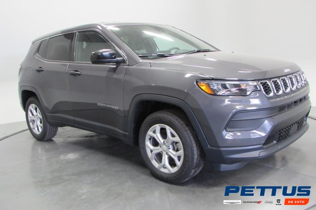 De Soto MO 2024 Jeep Compass more details - jeep compass