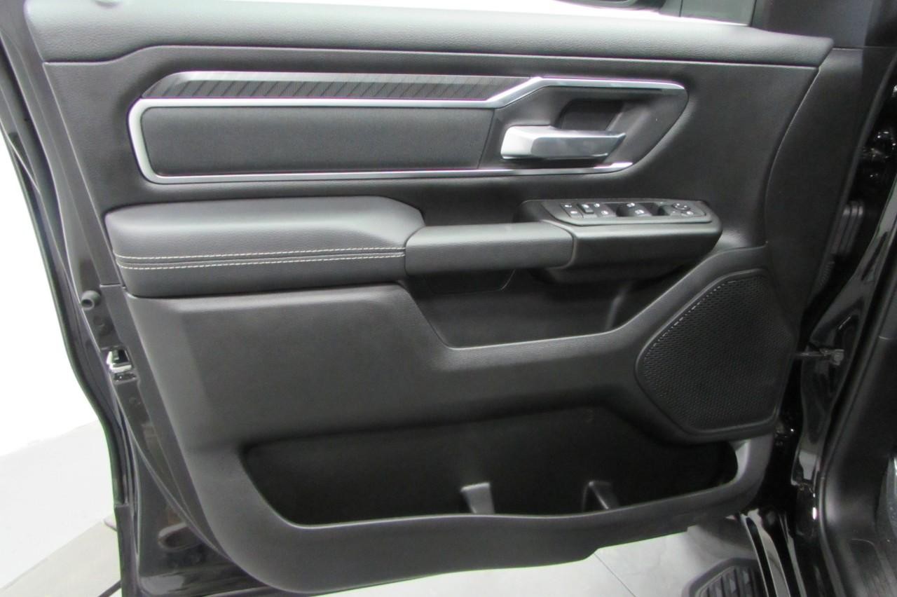 2025 Diam Black Ram 1500 Big Horn/Lone Star 4X4 Truck