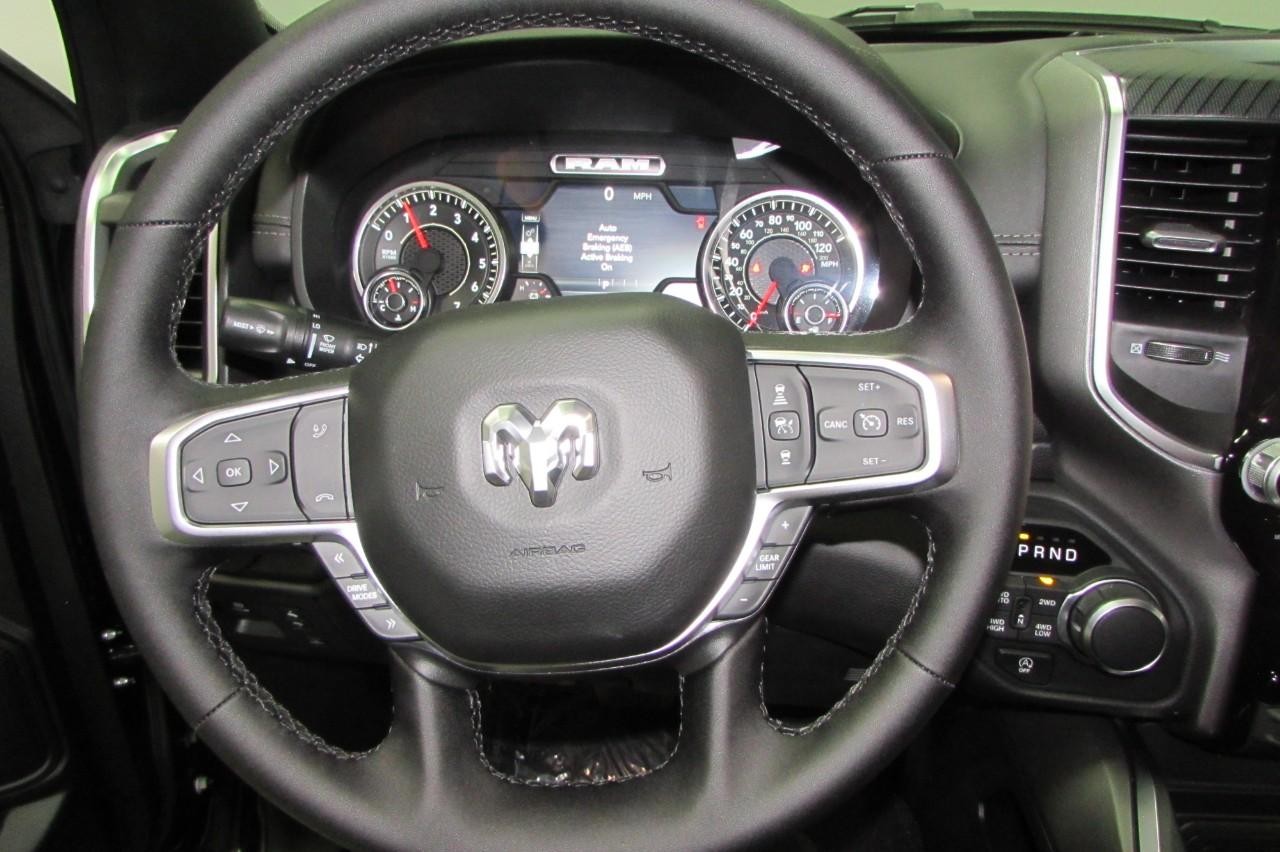 2025 Diam Black Ram 1500 Big Horn/Lone Star 4X4 Truck