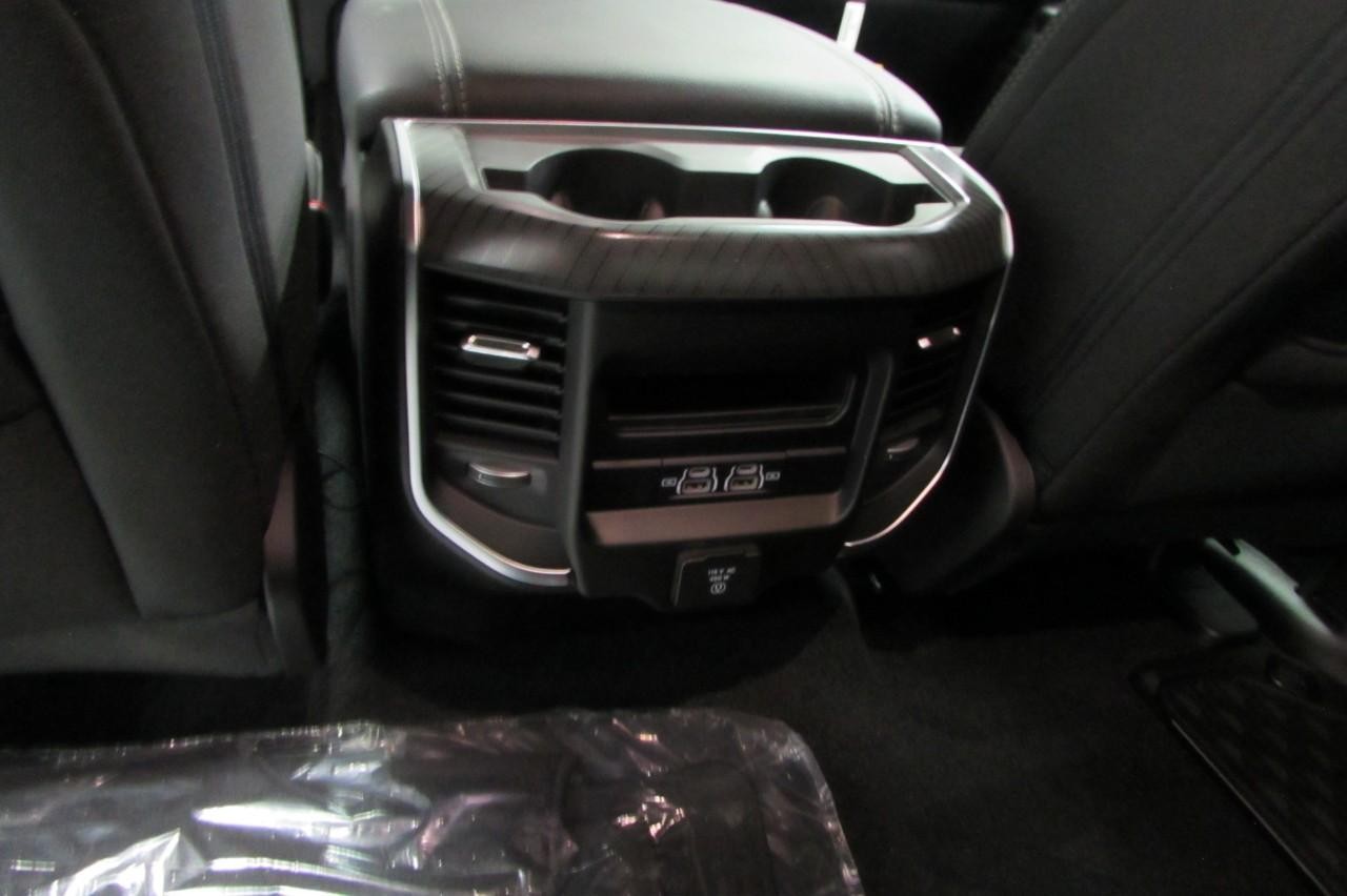 2025 Diam Black Ram 1500 Big Horn/Lone Star 4X4 Truck