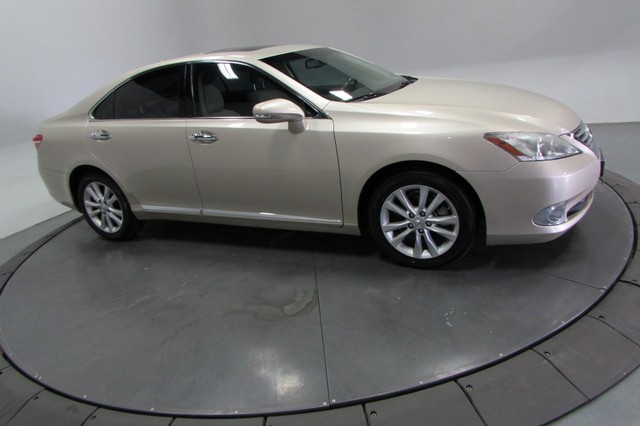 Used 2010 Lexus ES 350 with VIN JTHBK1EG3A2407412 for sale in De Soto, MO