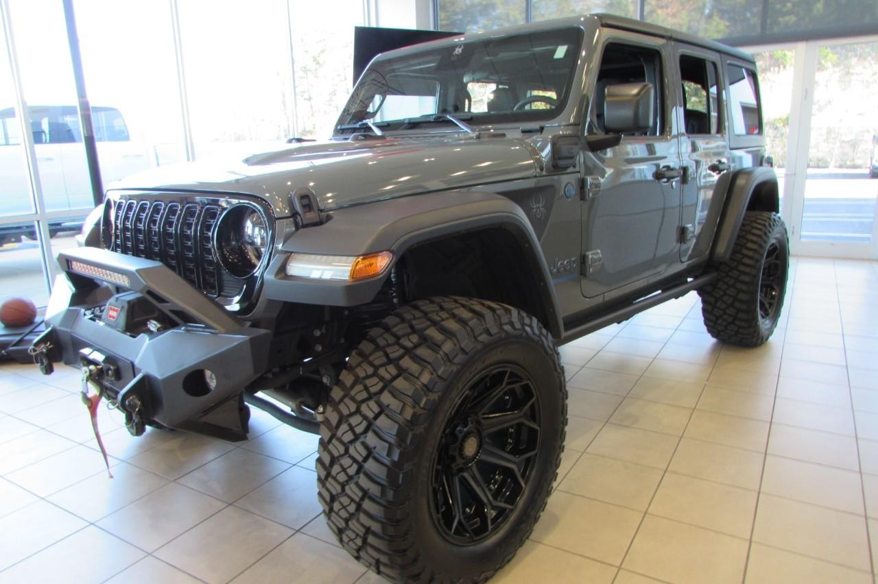 2024 Anvil Clear Coat Jeep Wrangler 4xe Willys 4xe 4X4 SUV