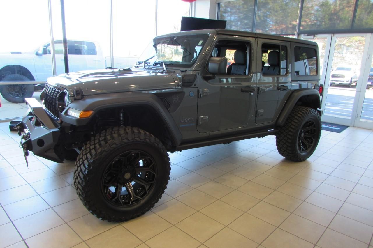 2024 Anvil Clear Coat Jeep Wrangler 4xe Willys 4xe 4X4 SUV