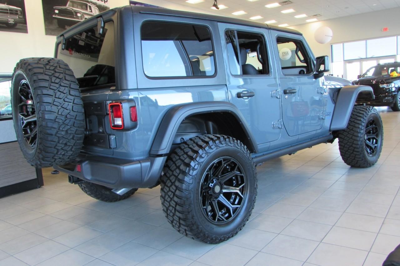 2024 Anvil Clear Coat Jeep Wrangler 4xe Willys 4xe 4X4 SUV
