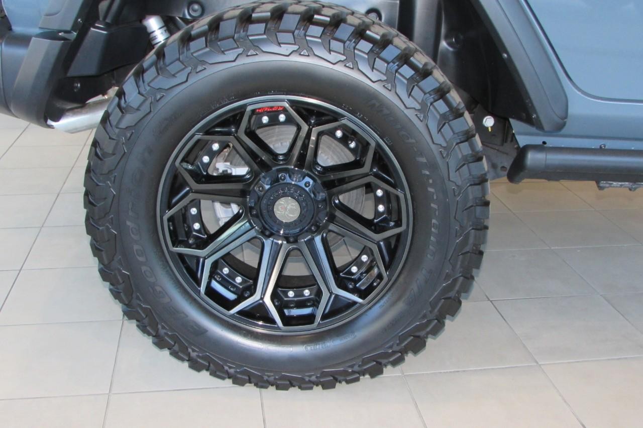 2024 Anvil Clear Coat Jeep Wrangler 4xe Willys 4xe 4X4 SUV