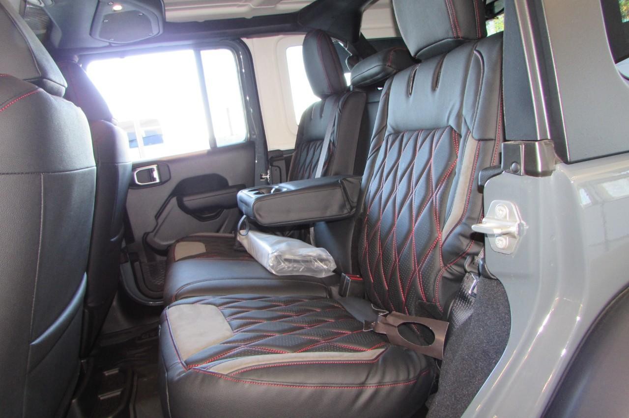 2024 Anvil Clear Coat Jeep Wrangler 4xe Willys 4xe 4X4 SUV