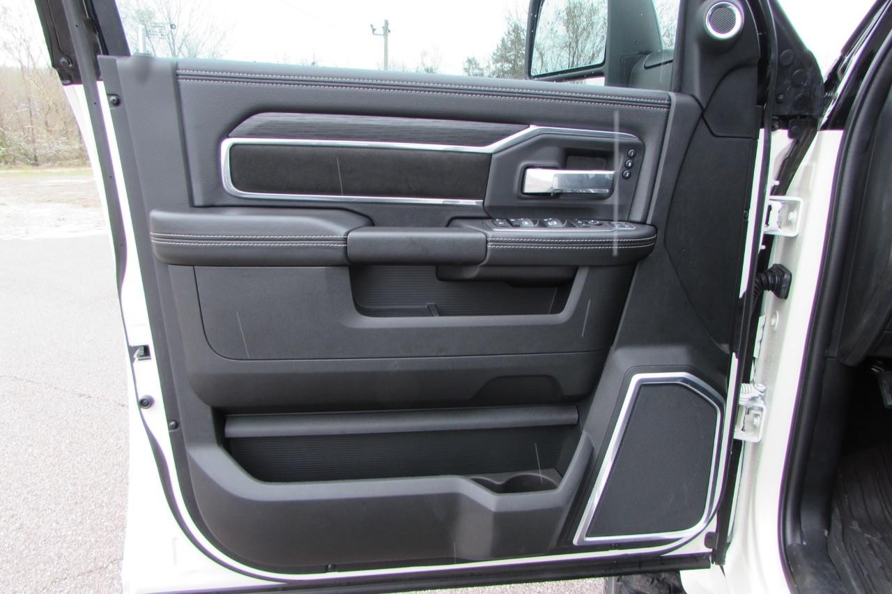 2024 Bright White Clearcoat Ram 3500 Laramie 4X4 Truck
