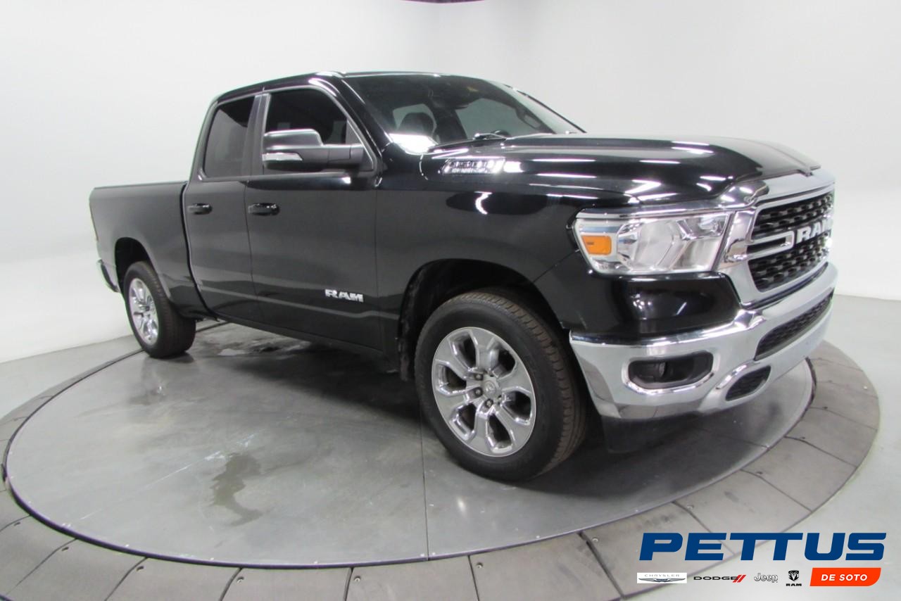 2022 Diamond Black Crystal Pearlcoat Ram 1500 Big Horn/Lone Star Truck