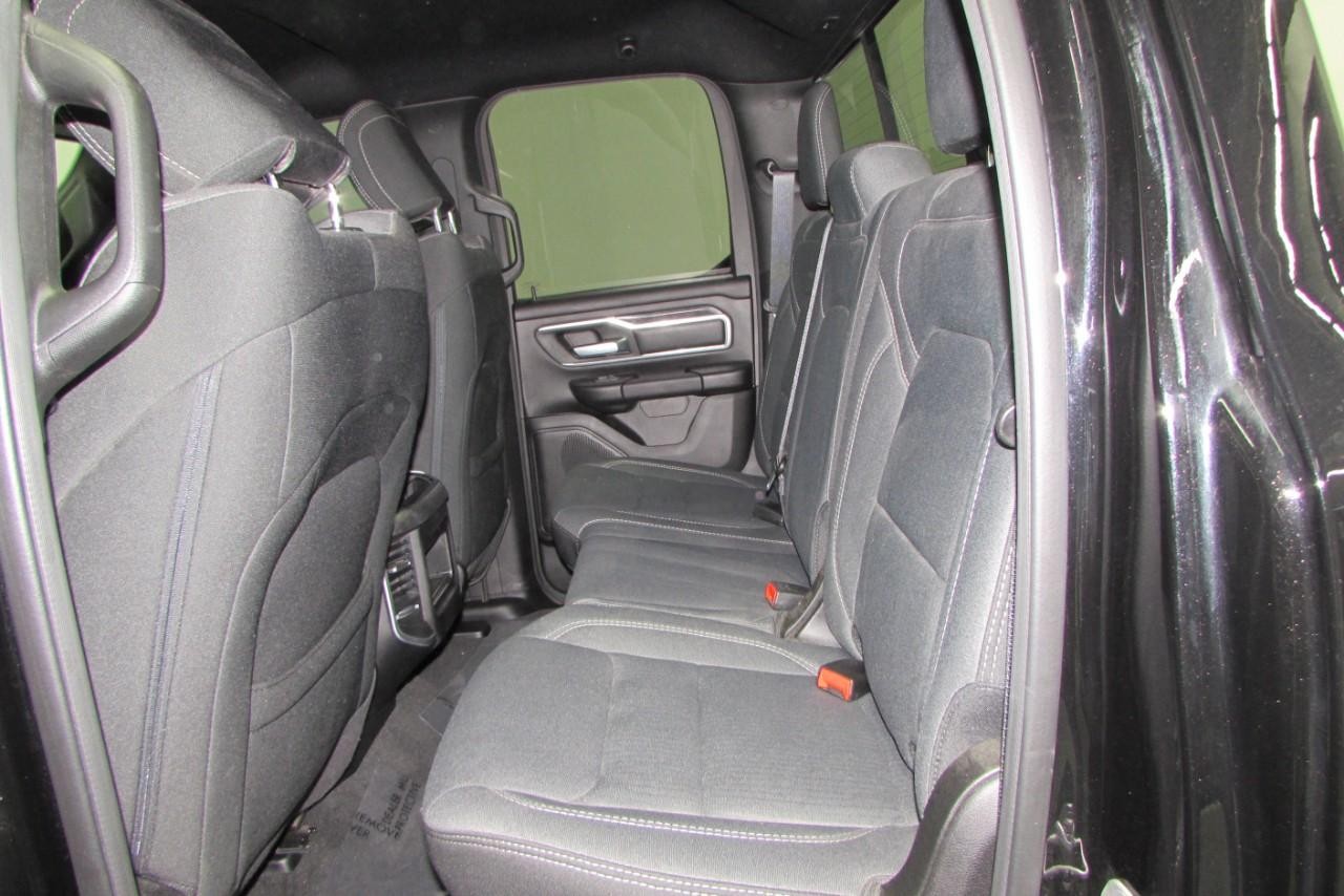 2022 Diamond Black Crystal Pearlcoat Ram 1500 Big Horn/Lone Star 4X4 Truck