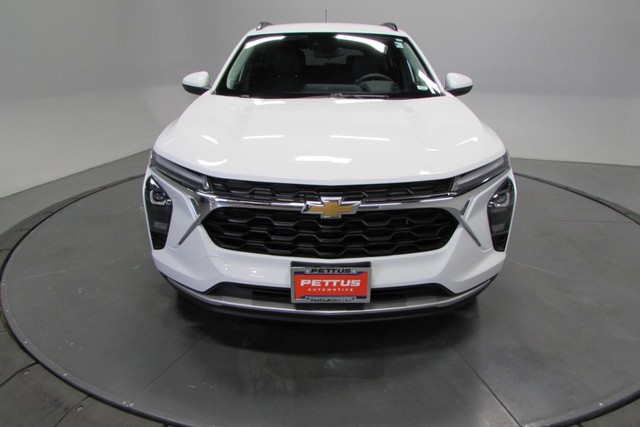 Used 2024 Chevrolet Trax LT with VIN KL77LHE2XRC008548 for sale in De Soto, MO