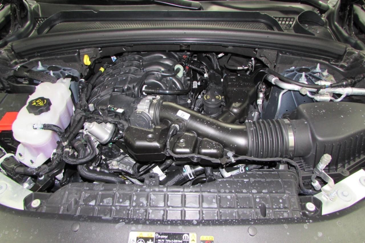 2025 Diam Black Jeep Grand Cherokee L Limited 4X4 SUV