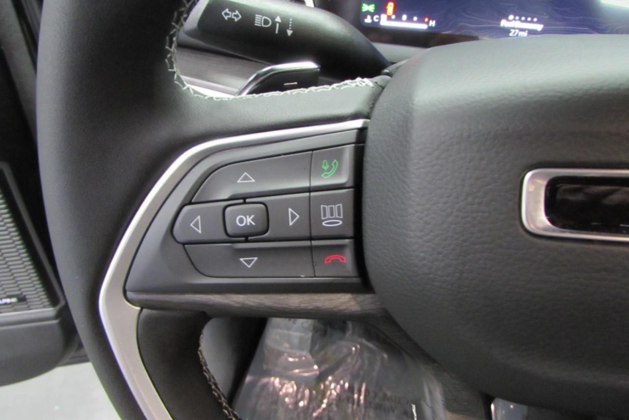 2025 Diam Black Jeep Grand Cherokee L Limited 4X4 SUV
