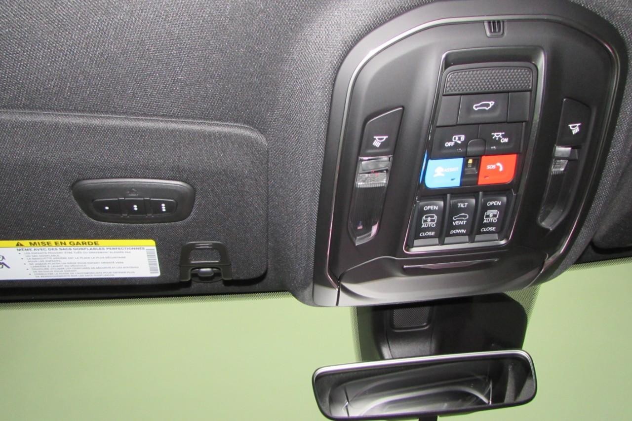 2025 Diam Black Jeep Grand Cherokee L Limited 4X4 SUV