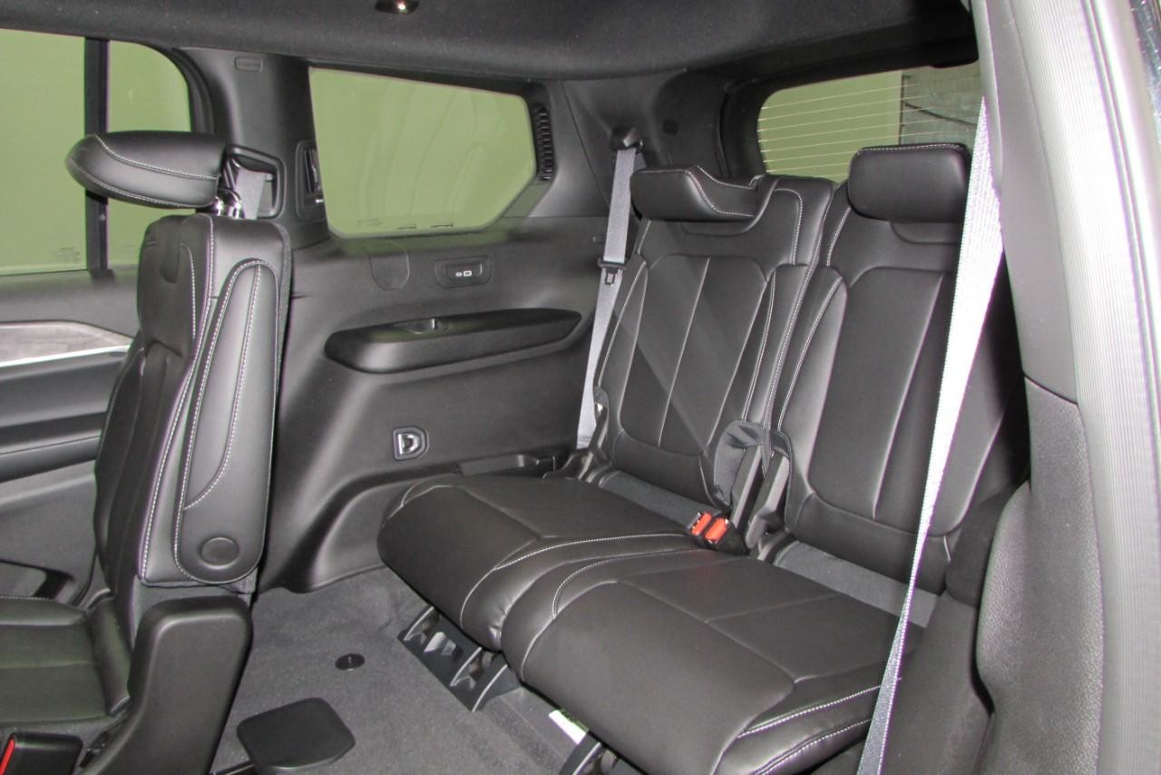 2025 Diam Black Jeep Grand Cherokee L Limited 4X4 SUV