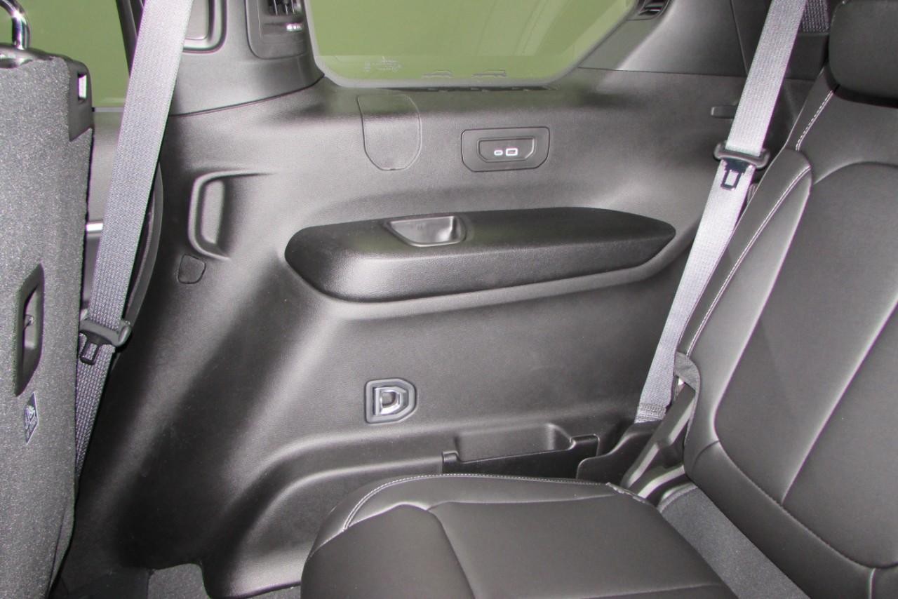 2025 Diam Black Jeep Grand Cherokee L Limited 4X4 SUV