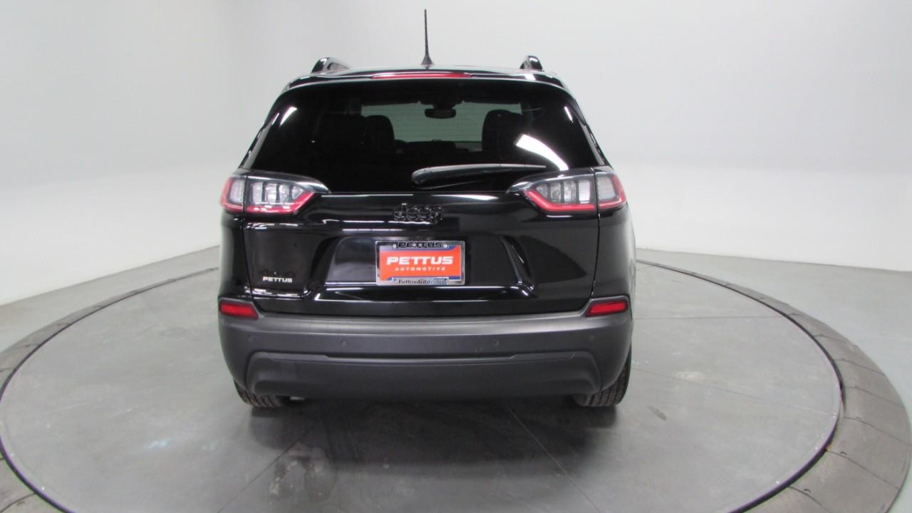 2023 Diamond Black Crystal Pearlcoat Jeep Cherokee Altitude 4X4 SUV