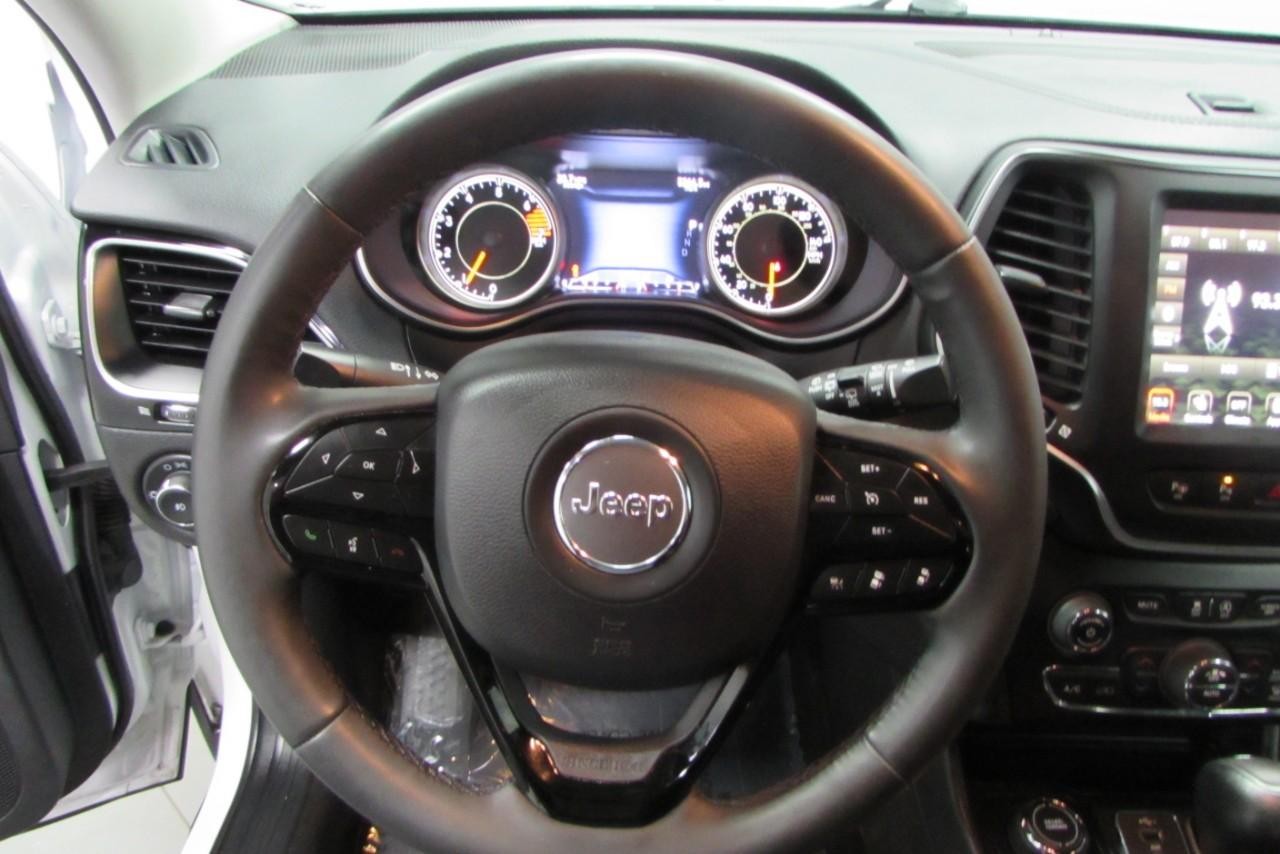 2023 Bright White Clearcoat Jeep Cherokee Altitude 4X4 SUV