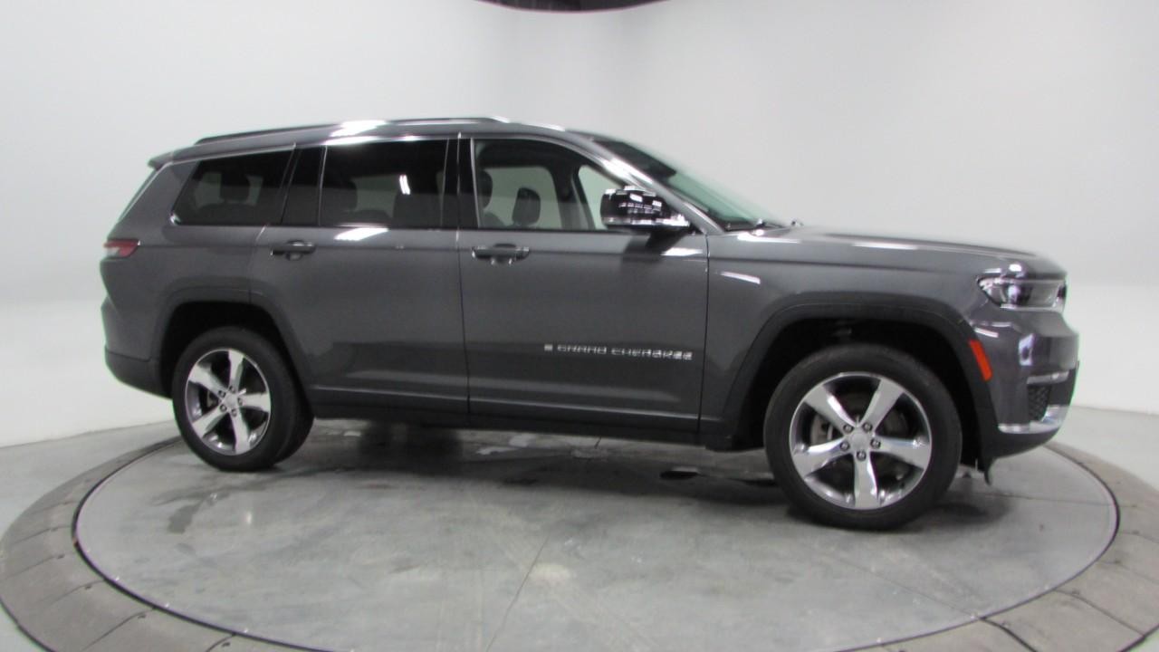 2022 Baltic Gray Metallic Clearcoat Jeep Grand Cherokee L Limited 4X4 SUV