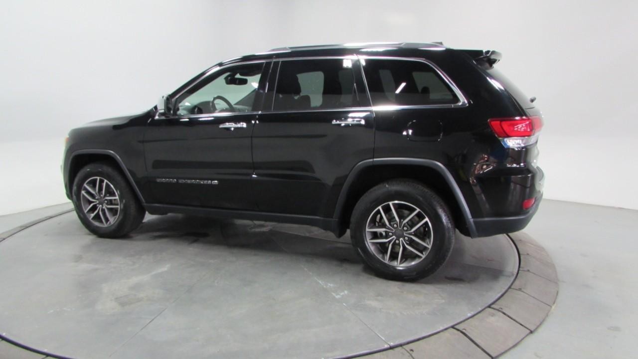 2022 Diamond Black Crystal Pearlcoat Jeep Grand Cherokee WK Limited 4X4 SUV