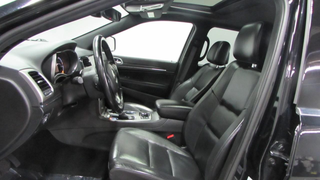 2022 Diamond Black Crystal Pearlcoat Jeep Grand Cherokee WK Limited 4X4 SUV
