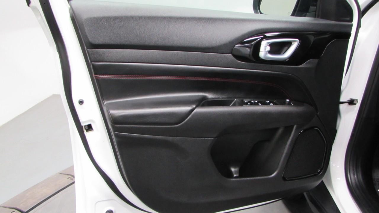 2023 Bright White Clearcoat Jeep Compass Trailhawk 4X4 SUV