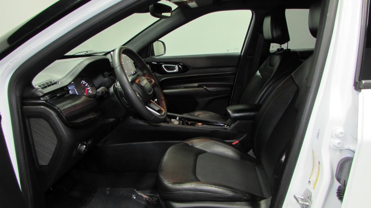 2023 Bright White Clearcoat Jeep Compass Trailhawk 4X4 SUV