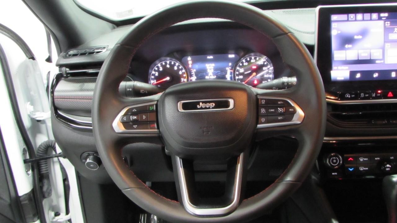 2023 Bright White Clearcoat Jeep Compass Trailhawk 4X4 SUV