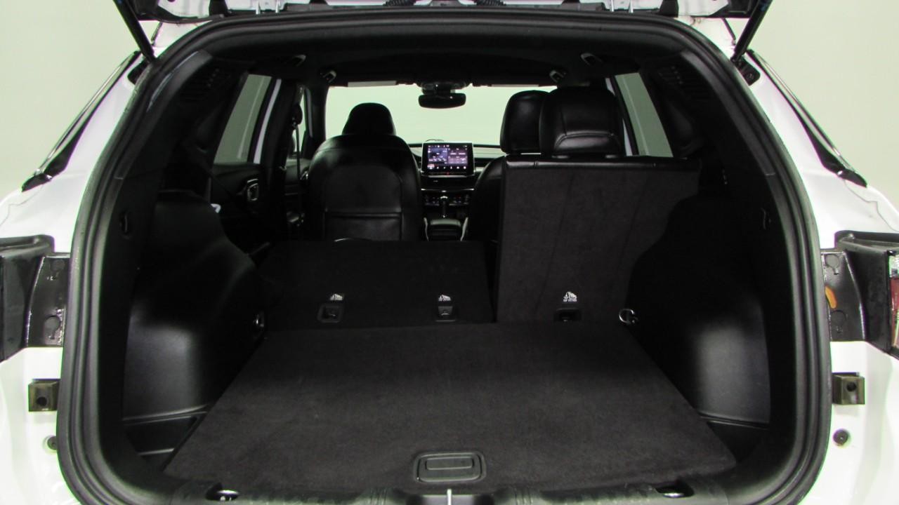 2023 Bright White Clearcoat Jeep Compass Trailhawk 4X4 SUV