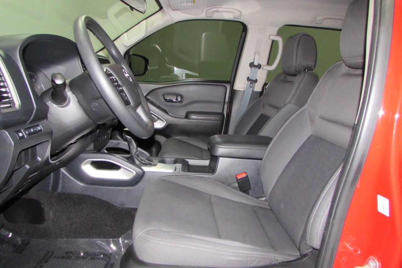 2022 Cardinal Red Tricoat Nissan Frontier SV RWD Truck