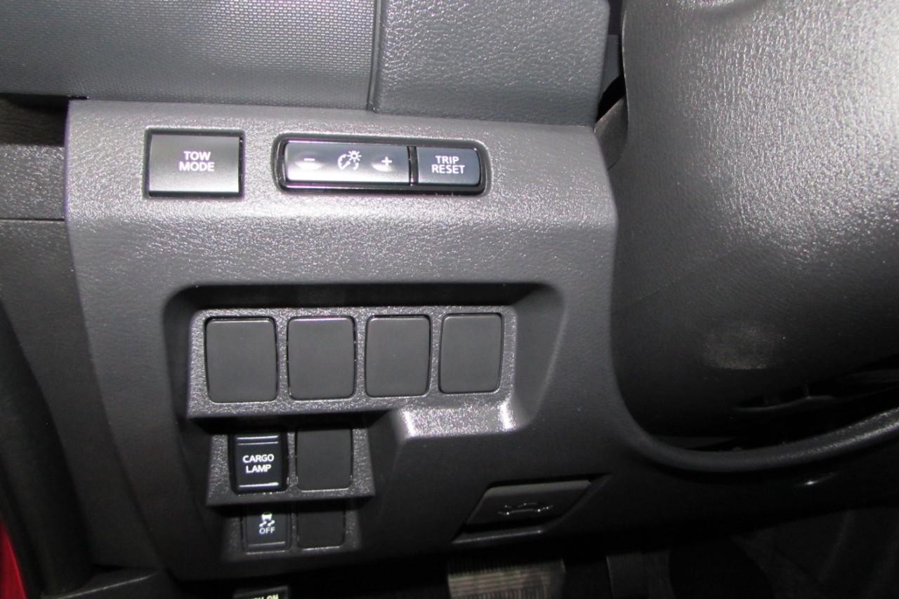 2022 Cardinal Red Tricoat Nissan Frontier SV RWD Truck