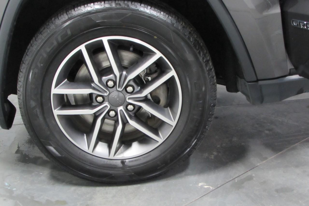 2021 Granite Crystal Metallic Clearcoat Jeep Grand Cherokee Limited 4X4 SUV