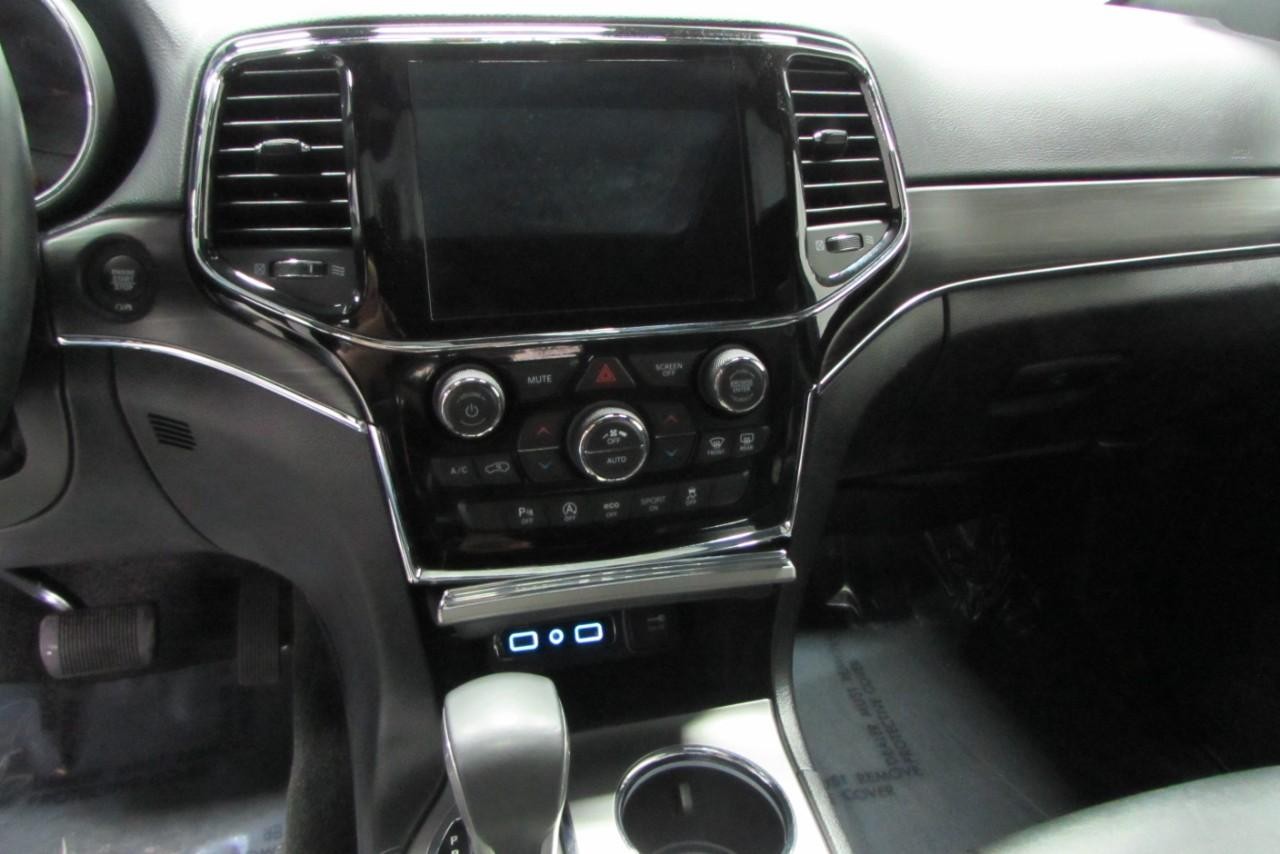 2021 Granite Crystal Metallic Clearcoat Jeep Grand Cherokee Limited 4X4 SUV