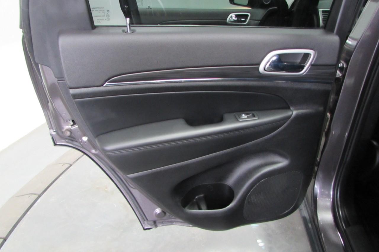 2021 Granite Crystal Metallic Clearcoat Jeep Grand Cherokee Limited 4X4 SUV