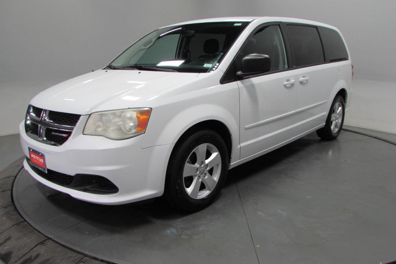 2013 Stone White Dodge Grand Caravan SE FWD Van