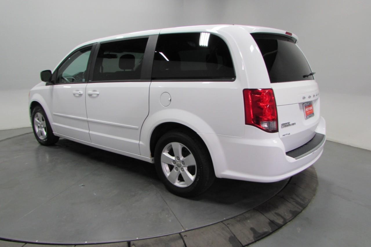 2013 Stone White Dodge Grand Caravan SE FWD Van