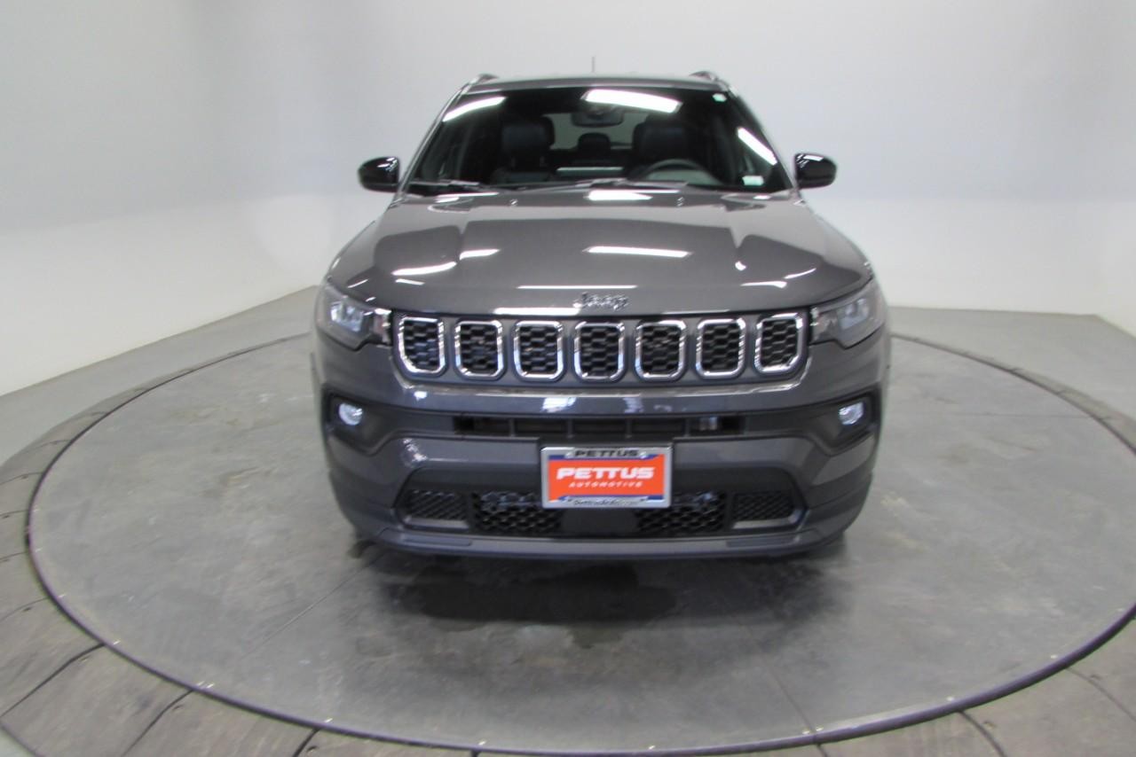 2024 Baltic Gray Metallic Clearcoat Jeep Compass Latitude Lux 4X4 SUV