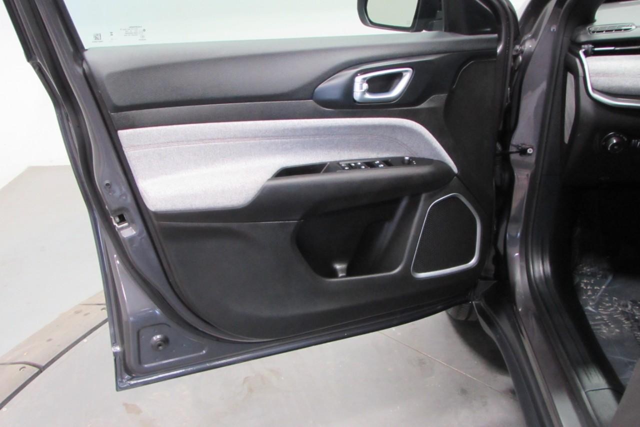 2024 Baltic Gray Metallic Clearcoat Jeep Compass Latitude Lux 4X4 SUV