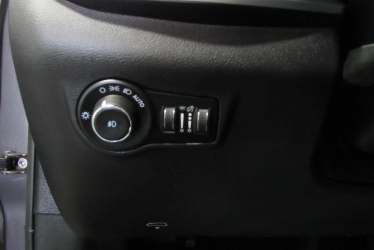 2024 Baltic Gray Metallic Clearcoat Jeep Compass Latitude Lux 4X4 SUV