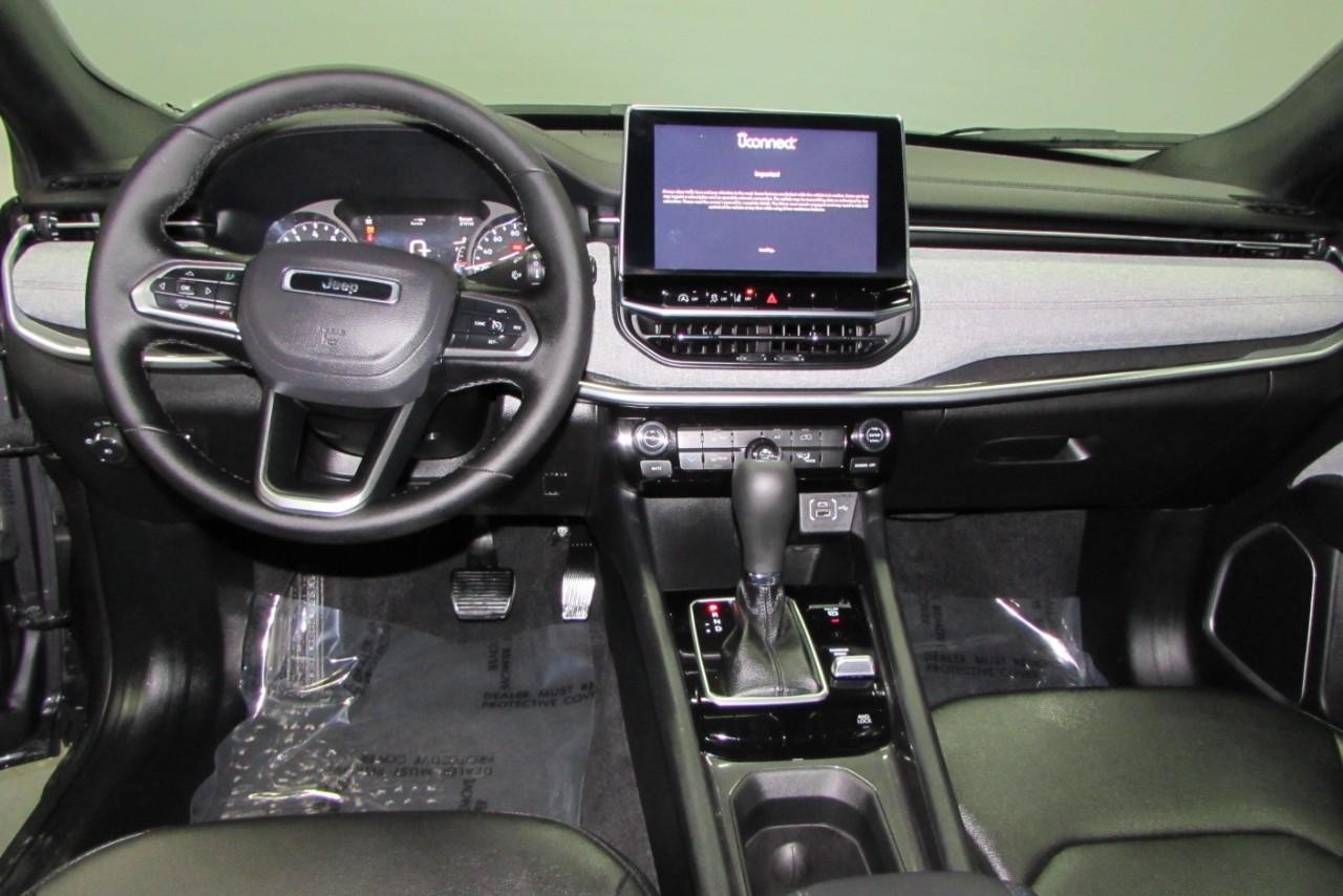 2024 Baltic Gray Metallic Clearcoat Jeep Compass Latitude Lux 4X4 SUV