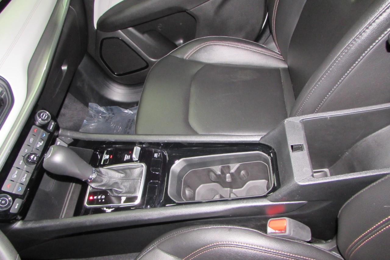2024 Bright White Clearcoat Jeep Compass Limited 4X4 SUV