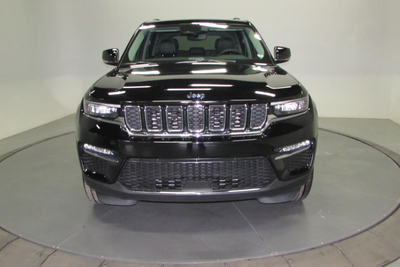 2022 Diamond Black Crystal Pearlcoat Jeep Grand Cherokee 4xe 4xe 4X4 SUV